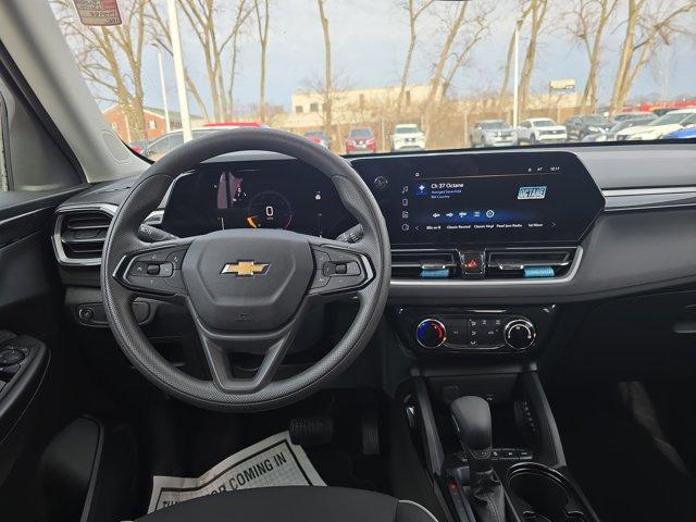 used 2025 Chevrolet TrailBlazer car, priced at $23,162