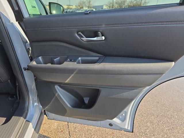 new 2026 Nissan Pathfinder car, priced at $49,638