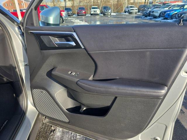 used 2025 Mitsubishi Outlander car, priced at $25,800