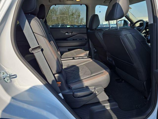 new 2026 Nissan Pathfinder car, priced at $48,368