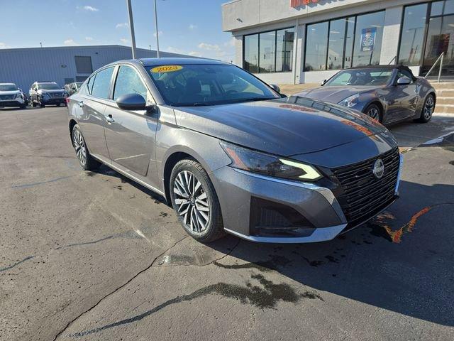 used 2023 Nissan Altima car, priced at $20,800