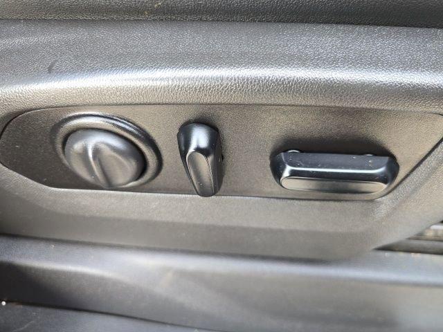 used 2021 Chevrolet Silverado 1500 car, priced at $32,300