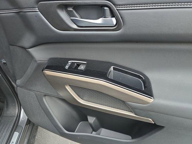 used 2025 Nissan Pathfinder car, priced at $42,100