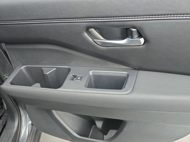 used 2025 Nissan Pathfinder car, priced at $42,100