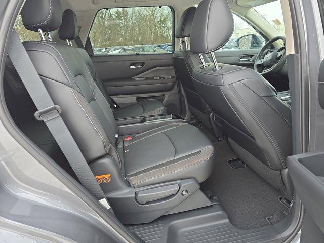 new 2026 Nissan Pathfinder car, priced at $44,647