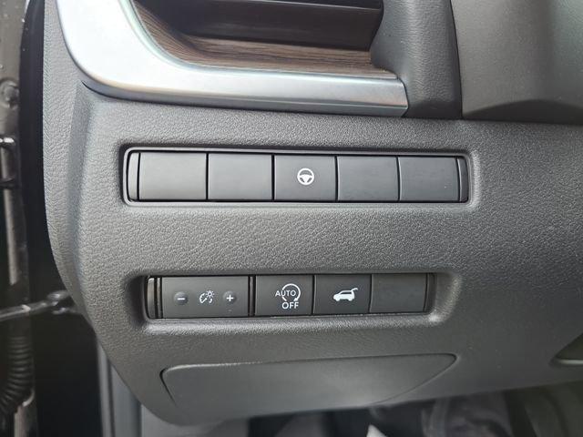 used 2025 Nissan Rogue car, priced at $33,200