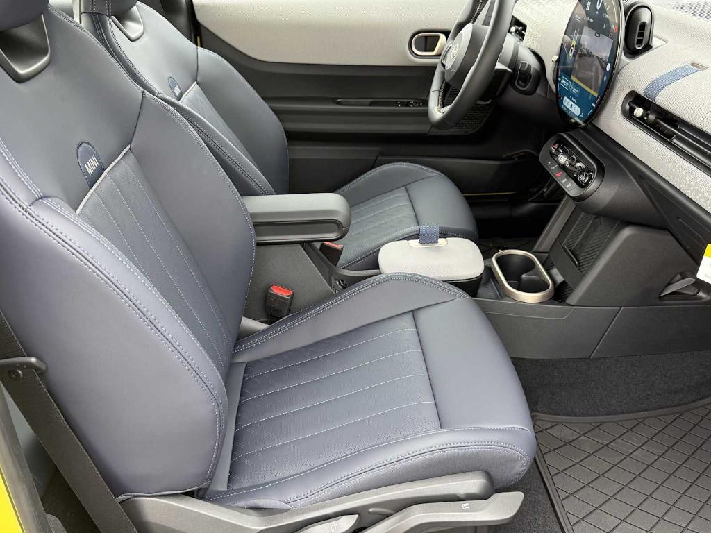 new 2026 MINI Hardtop car, priced at $38,140