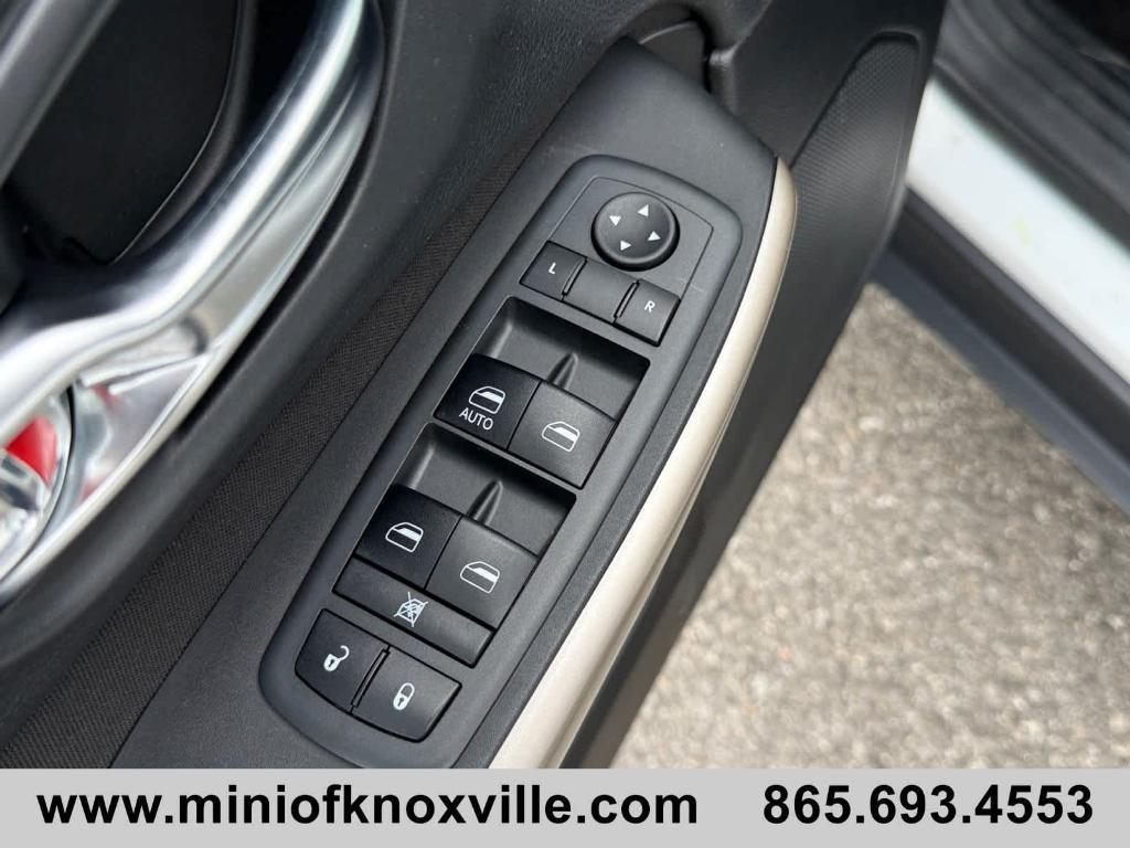 used 2018 Jeep Cherokee car, priced at $9,901