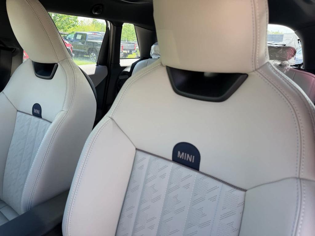 new 2026 MINI Hardtop car, priced at $35,090