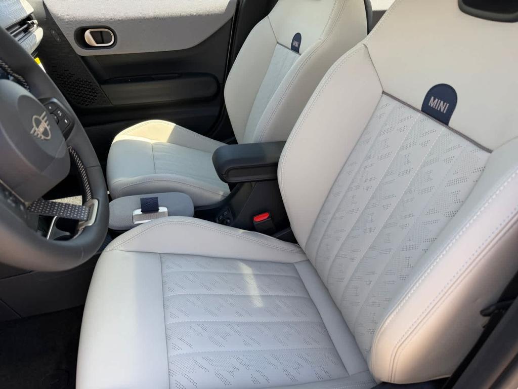 new 2026 MINI Hardtop car, priced at $35,090