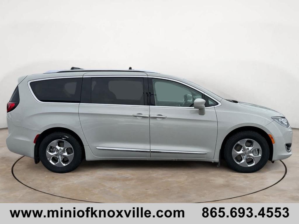 used 2020 Chrysler Pacifica Hybrid car, priced at $18,901