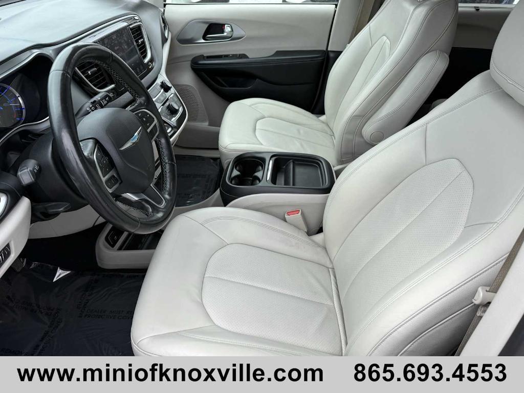 used 2020 Chrysler Pacifica Hybrid car, priced at $18,901