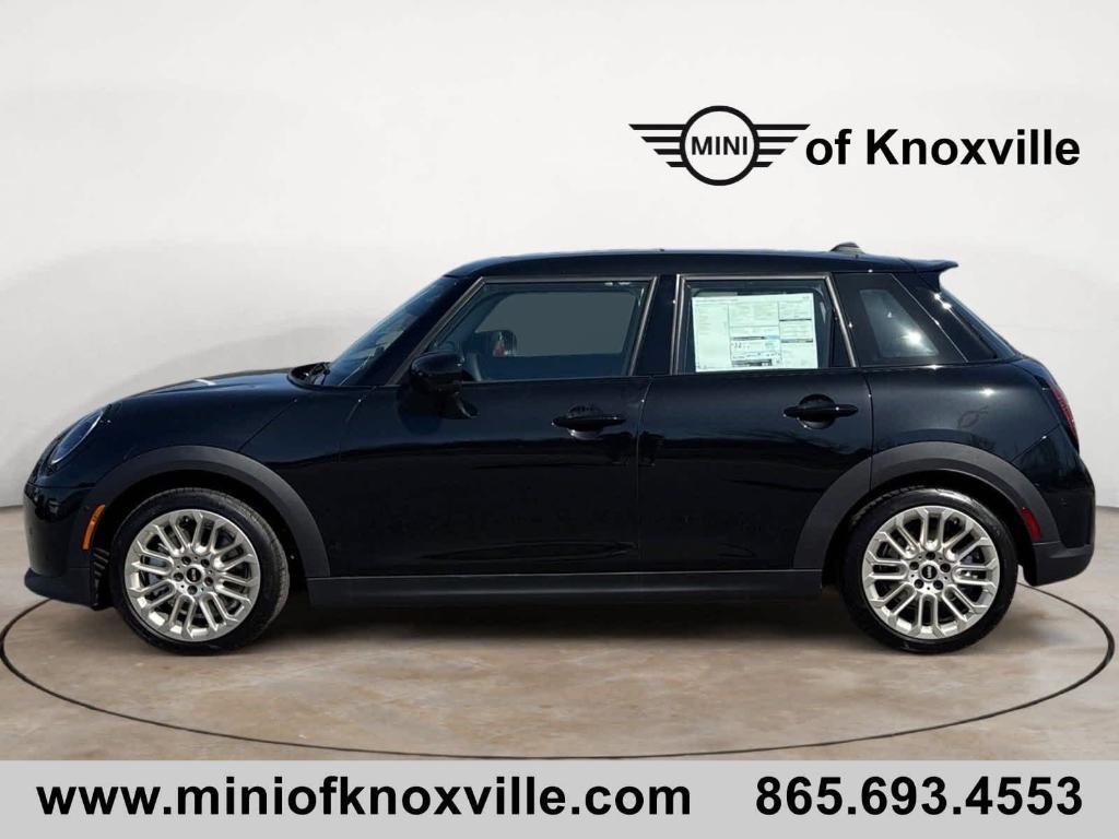 new 2025 MINI Hardtop car, priced at $38,810