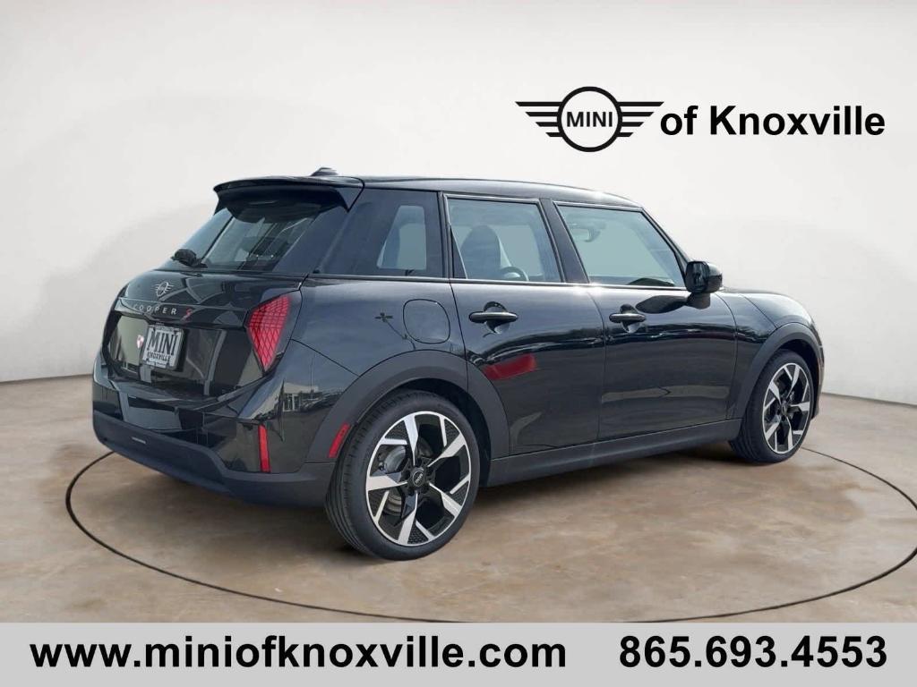 new 2025 MINI Hardtop car, priced at $36,900