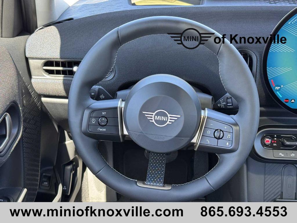 new 2025 MINI Hardtop car, priced at $36,900