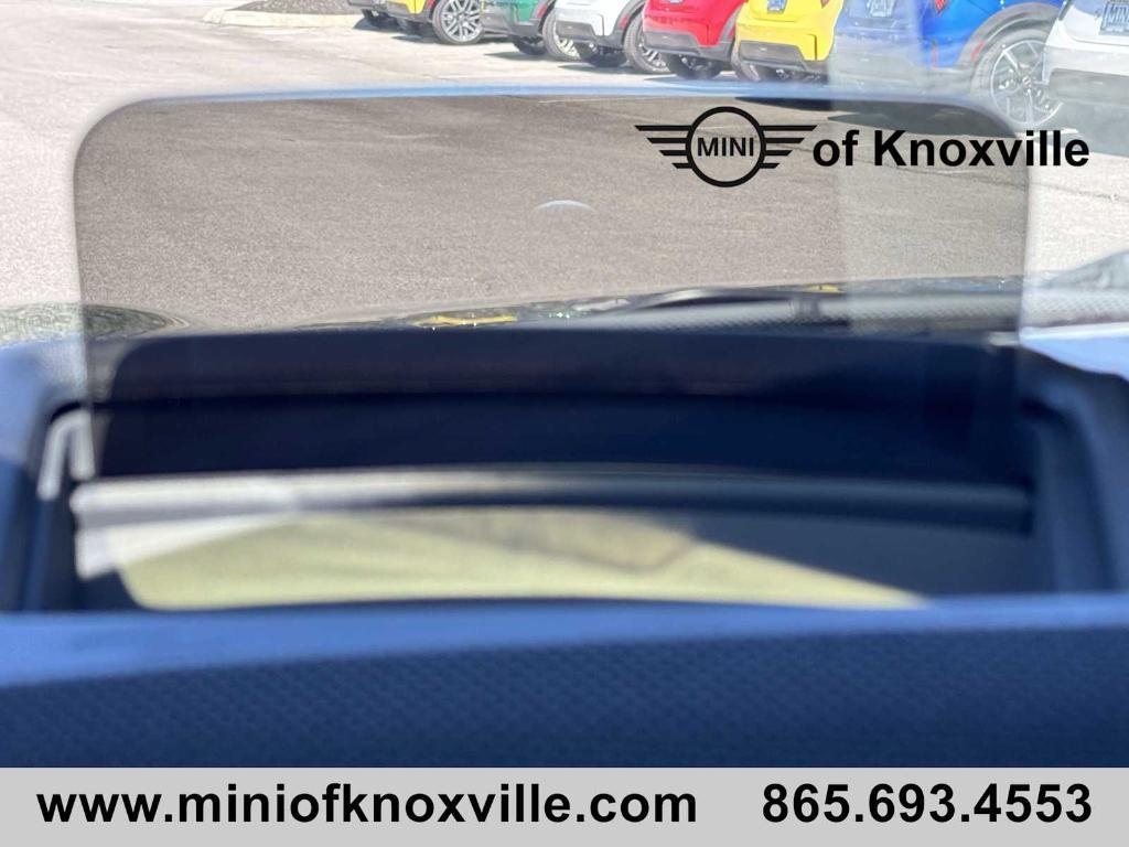 new 2025 MINI Hardtop car, priced at $36,900