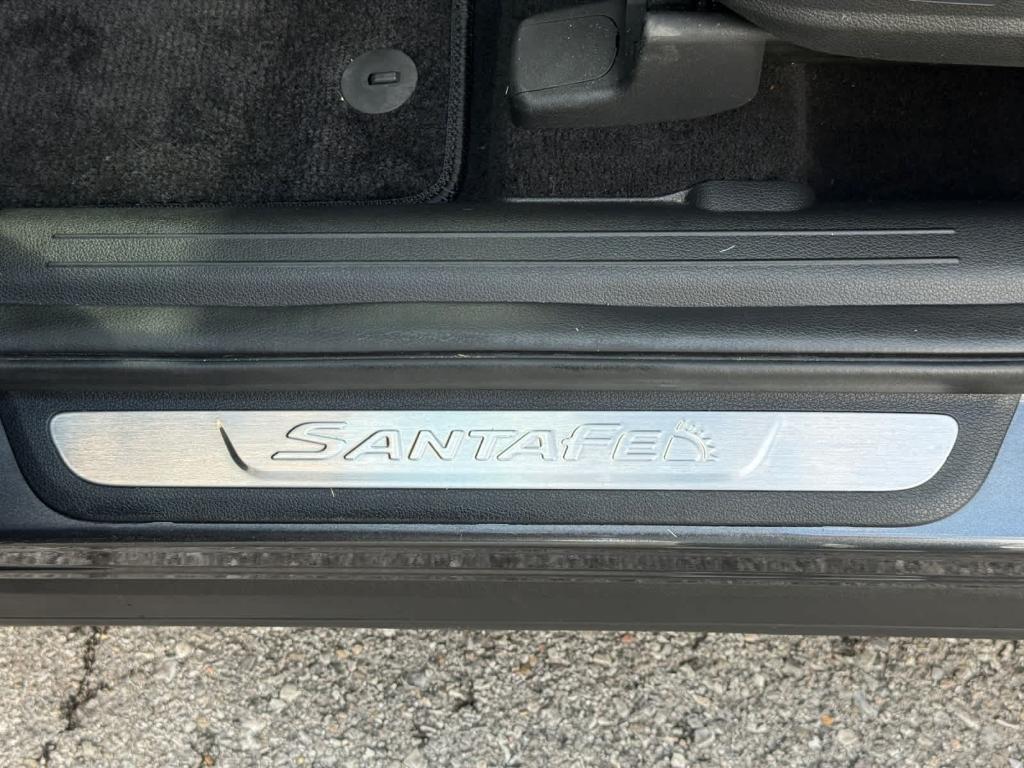 used 2023 Hyundai Santa Fe car, priced at $22,901