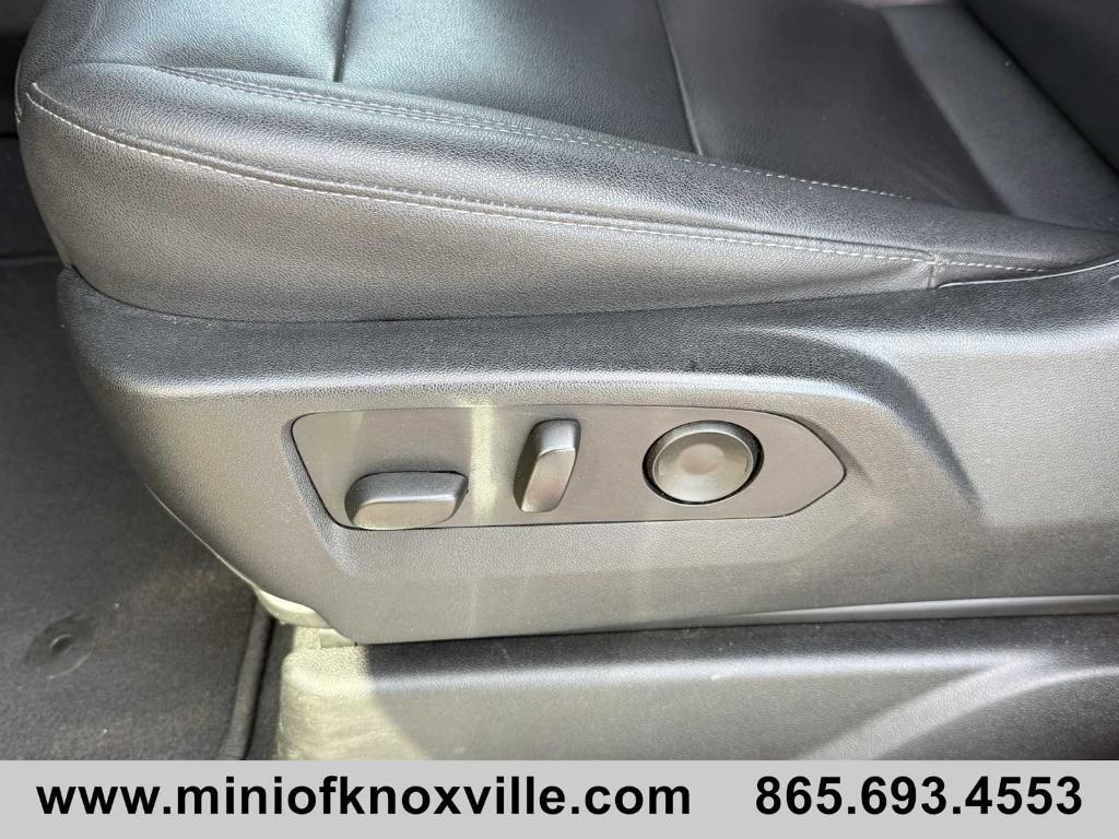 used 2023 Chevrolet Tahoe car, priced at $40,640