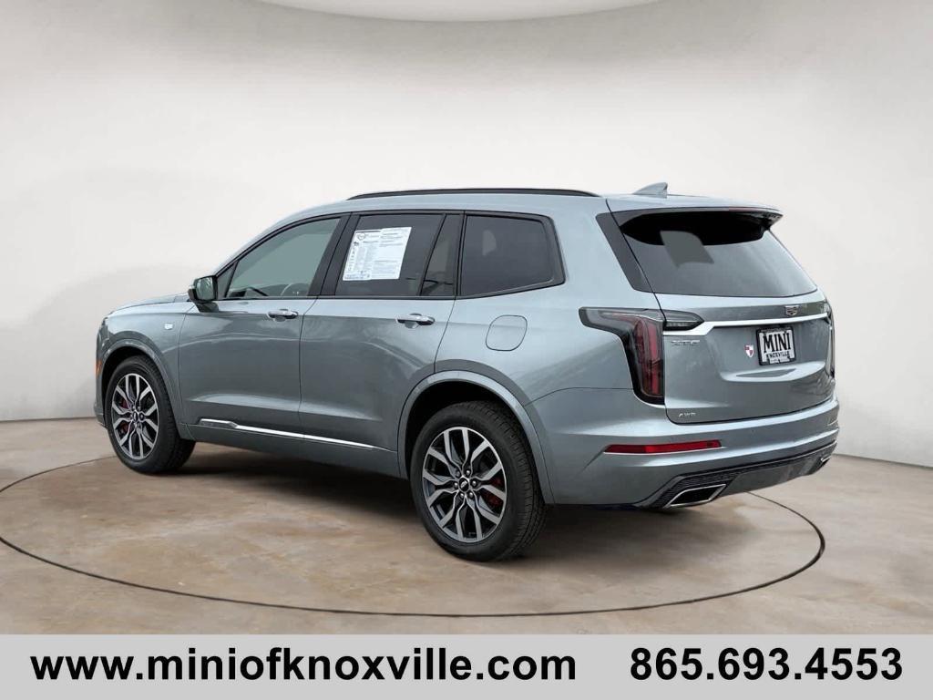 used 2023 Cadillac XT6 car, priced at $41,901