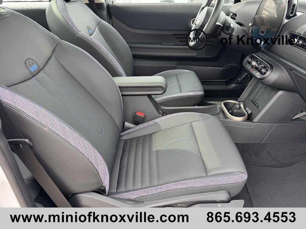 new 2025 MINI Hardtop car, priced at $37,380