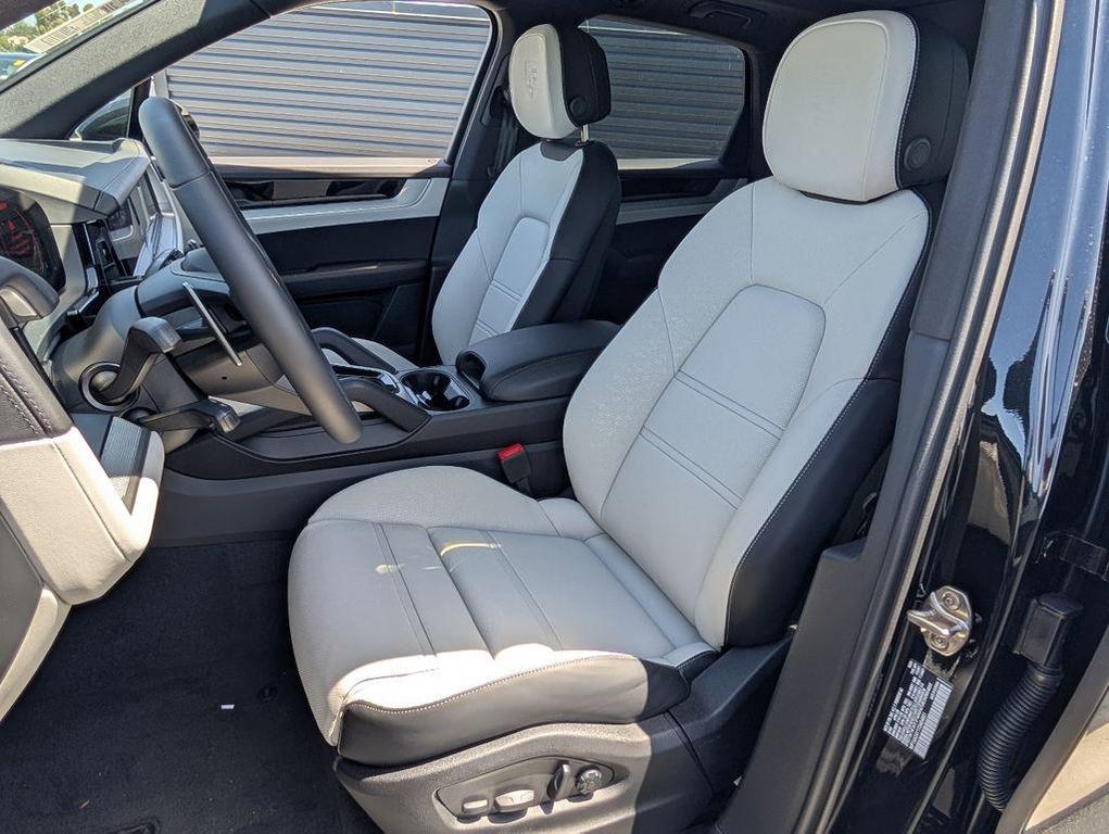 new 2026 Porsche Cayenne car, priced at $110,275