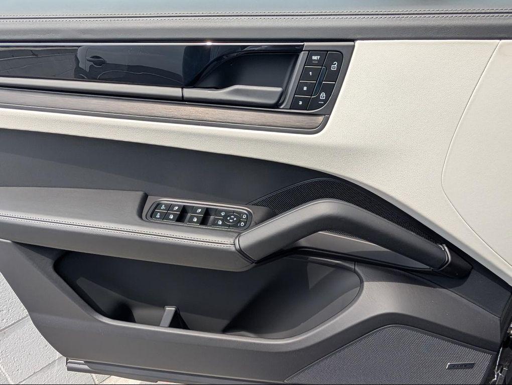 new 2025 Porsche Cayenne car, priced at $142,525