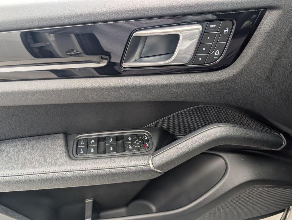 used 2023 Porsche Cayenne car, priced at $72,073