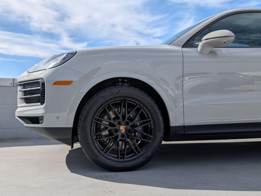 new 2026 Porsche Cayenne car, priced at $109,930