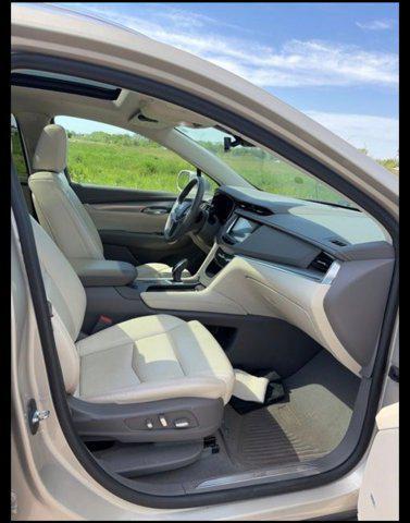 used 2017 Cadillac XT5 car, priced at $15,651