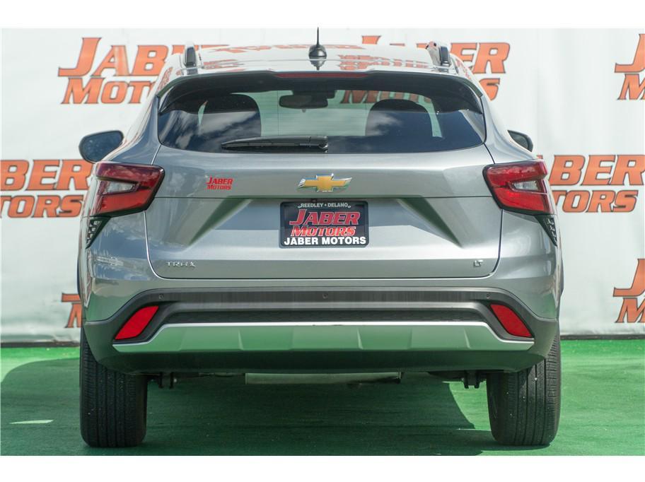 used 2025 Chevrolet Trax car, priced at $22,999
