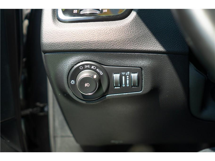 used 2021 Jeep Compass car, priced at $18,999