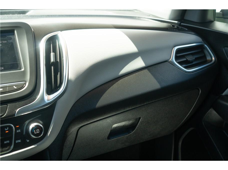 used 2024 Chevrolet Equinox car, priced at $17,999