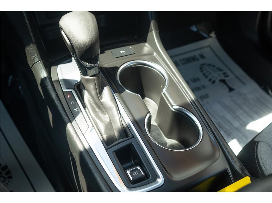 used 2024 Chevrolet Equinox car, priced at $17,999