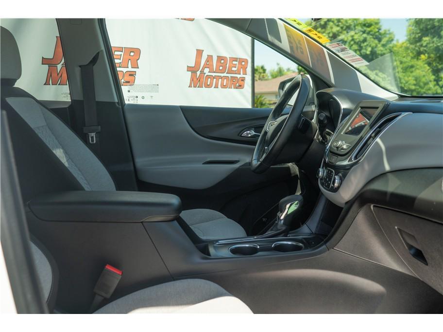 used 2024 Chevrolet Equinox car, priced at $17,999