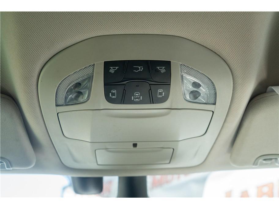 used 2022 Chrysler Pacifica car, priced at $19,999