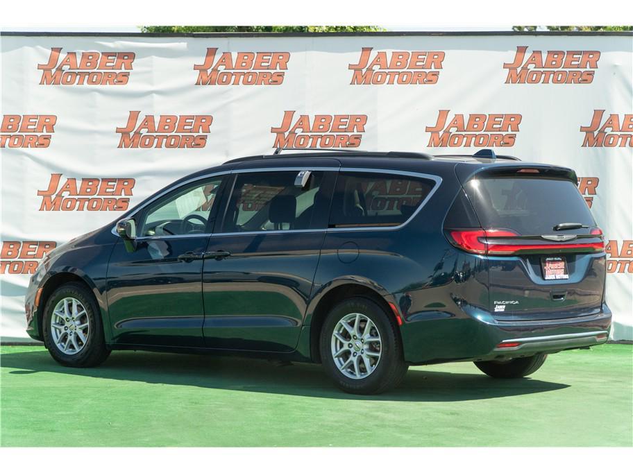 used 2022 Chrysler Pacifica car, priced at $19,999