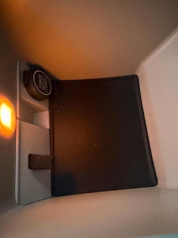 used 2008 Acura RL car, priced at $7,995