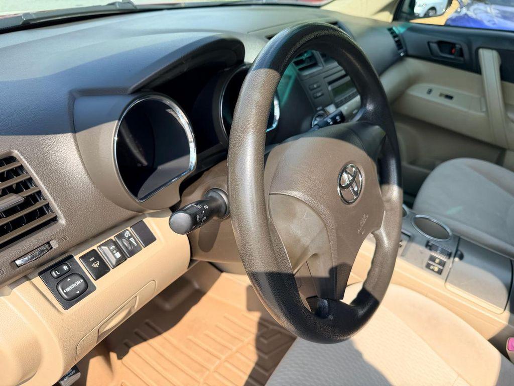 used 2008 Toyota Highlander car, priced at $7,995
