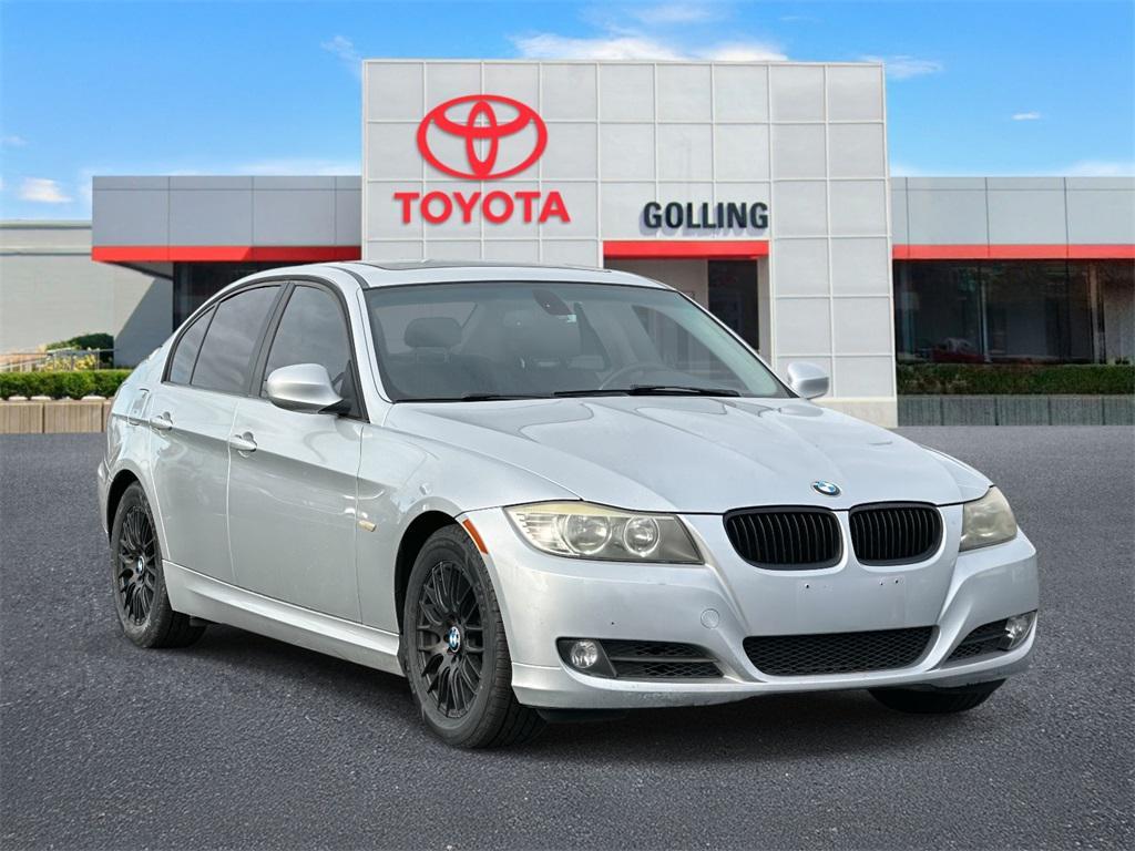 used 2010 BMW 328 car, priced at $5,888