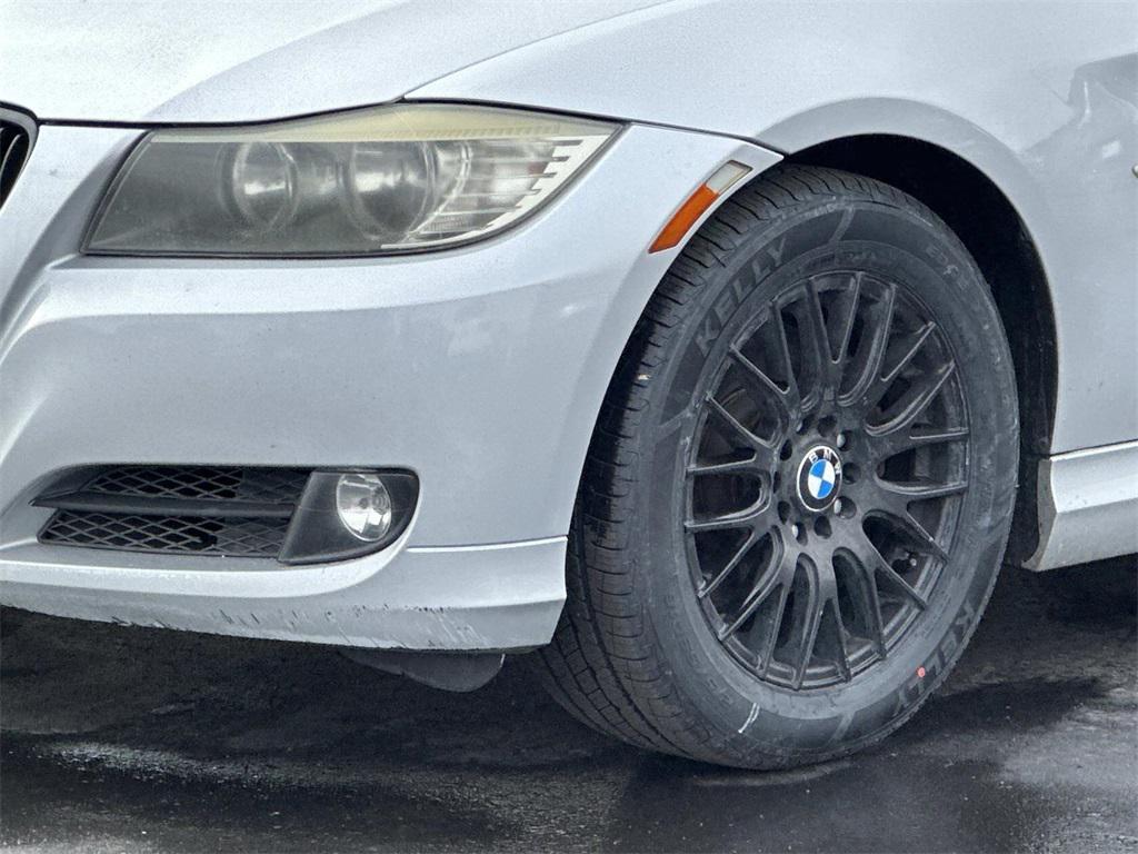 used 2010 BMW 328 car, priced at $5,888