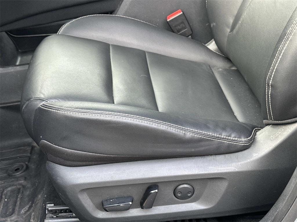 used 2023 Nissan Rogue car, priced at $25,356