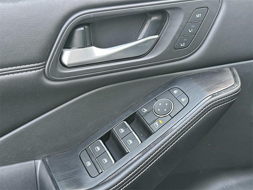 used 2023 Nissan Rogue car, priced at $25,356