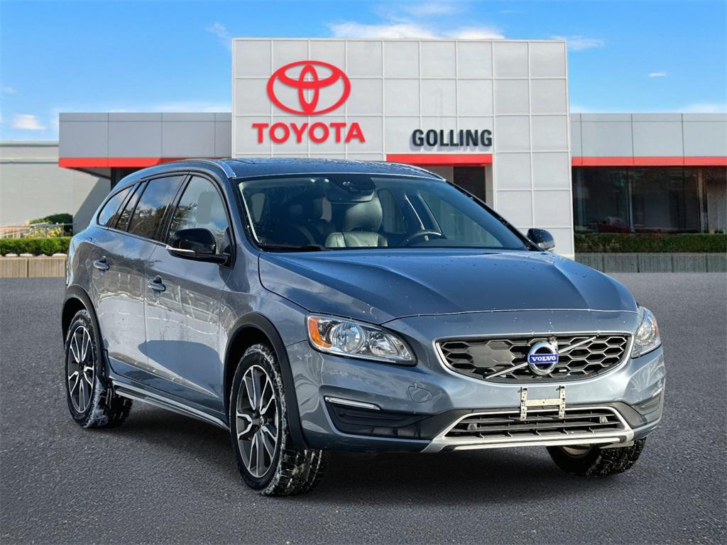used 2017 Volvo V60 Cross Country car, priced at $12,494