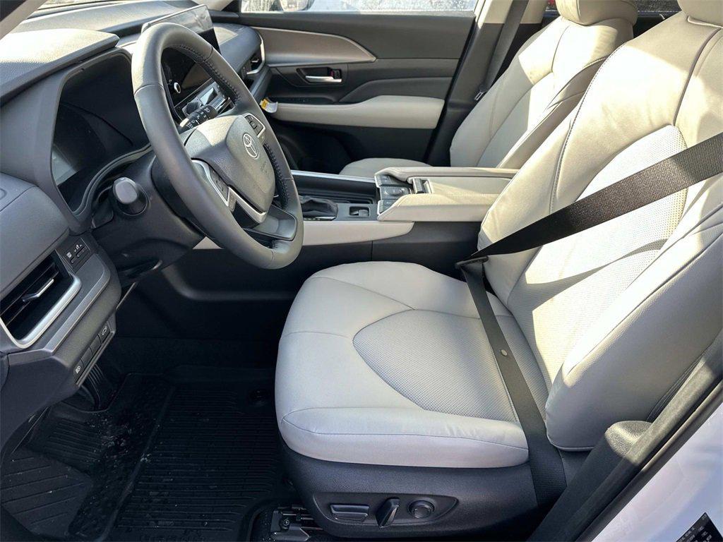 new 2026 Toyota Grand Highlander car, priced at $46,500