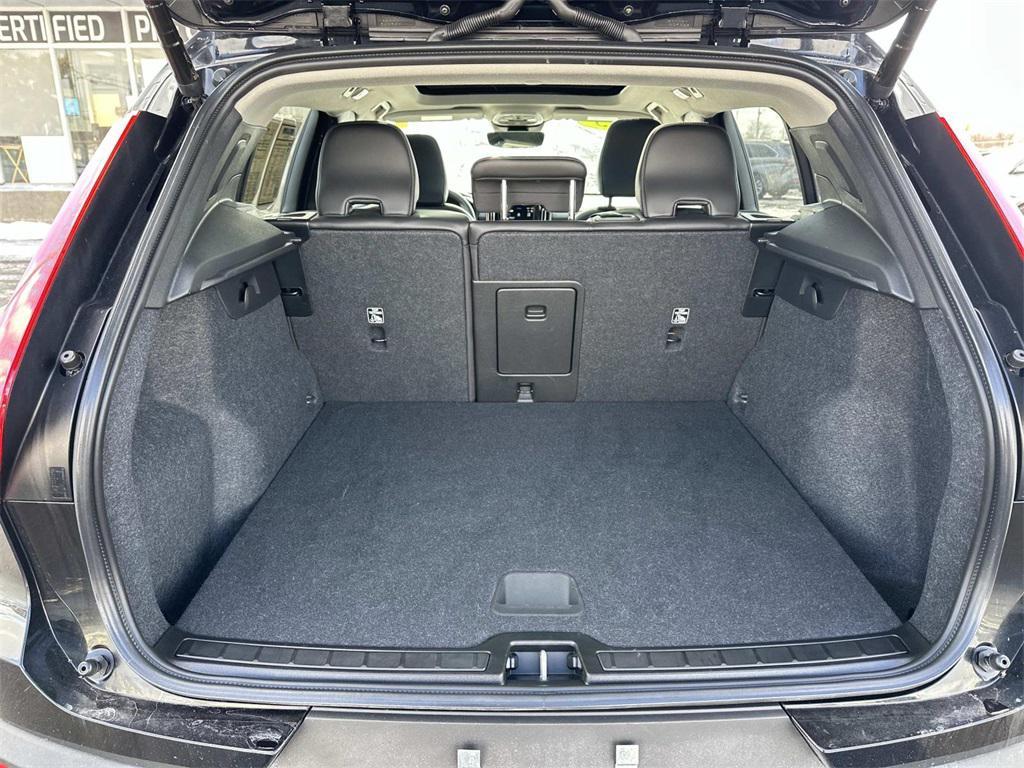 used 2025 Volvo XC40 car, priced at $29,200