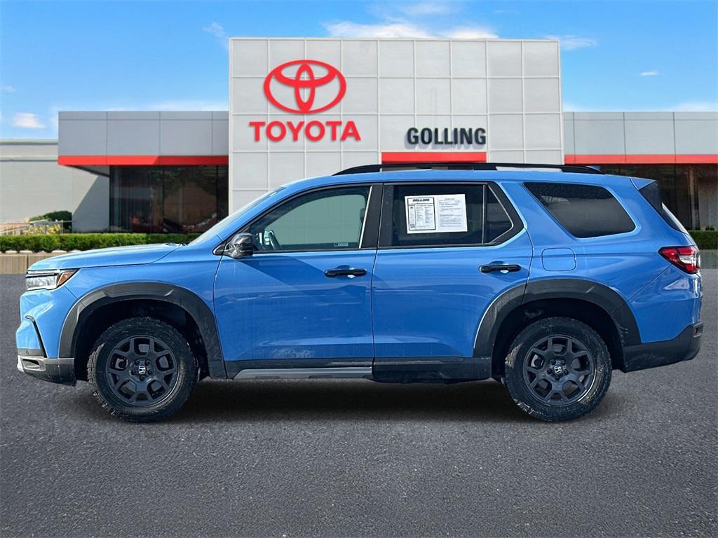 used 2023 Honda Pilot car, priced at $36,989