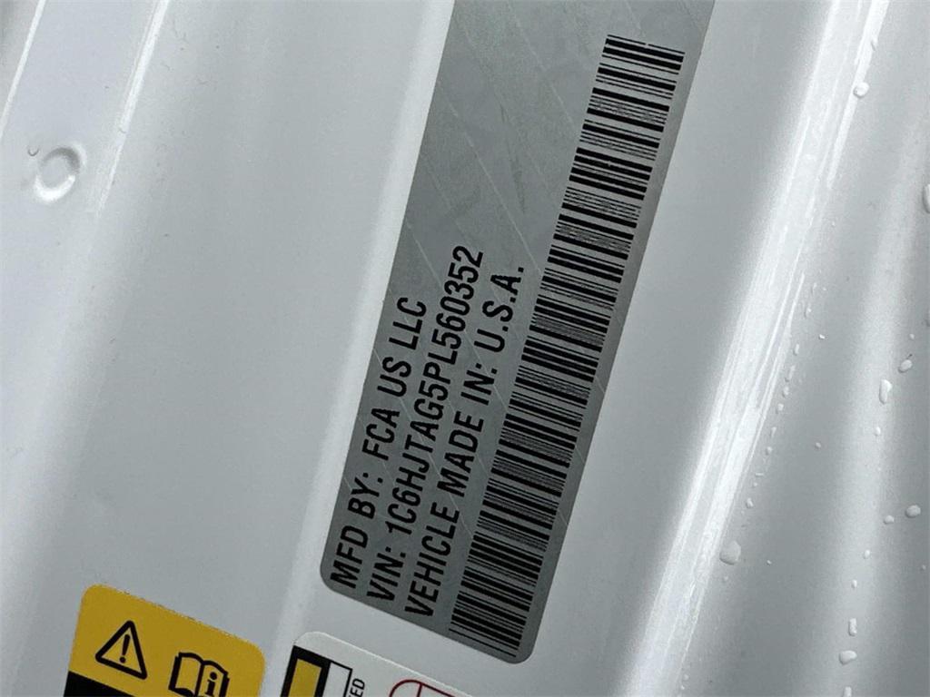 used 2023 Jeep Gladiator car, priced at $26,208