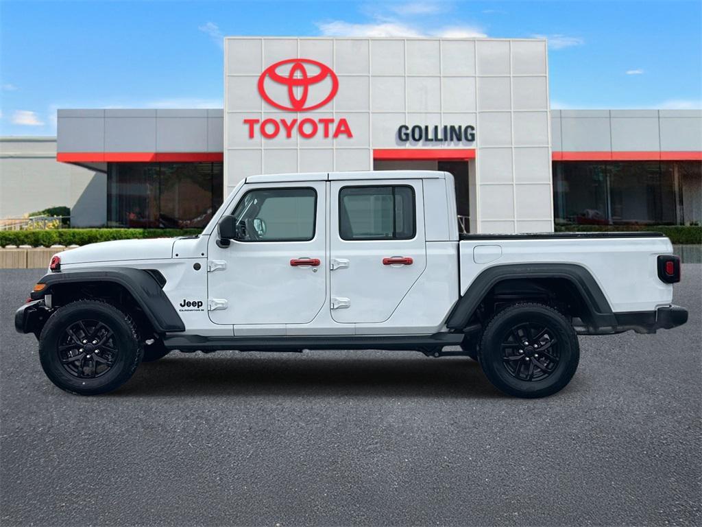 used 2023 Jeep Gladiator car, priced at $26,208