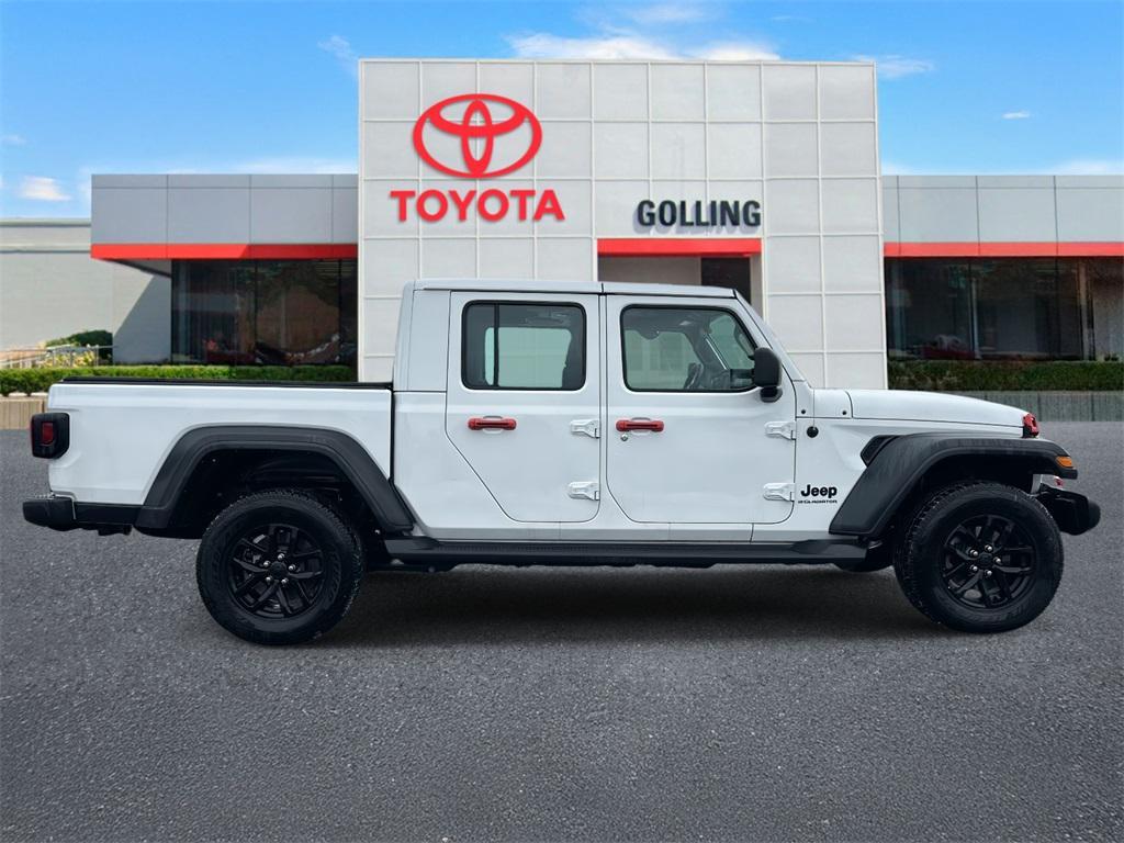 used 2023 Jeep Gladiator car, priced at $26,208