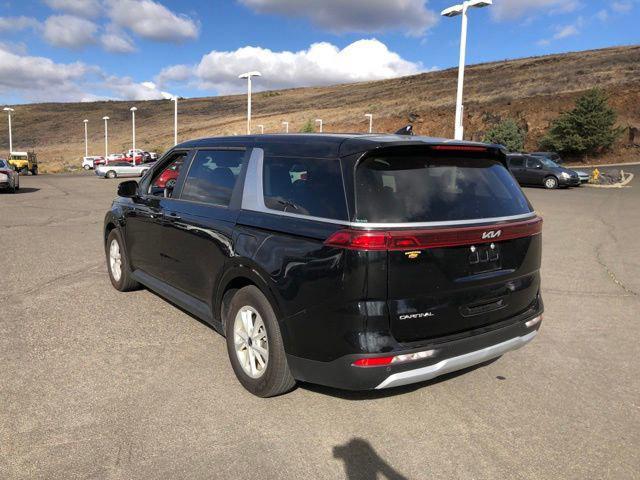 used 2024 Kia Carnival car, priced at $29,300